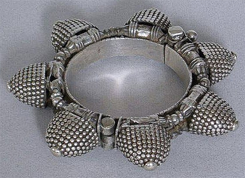 Rajasthan Silver Armband (Naugari) from India